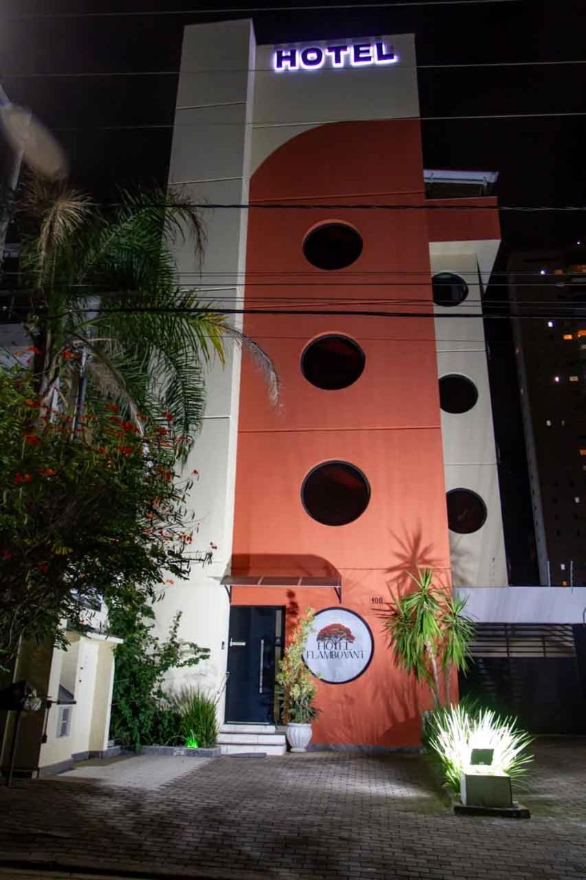 Hotel Flamboyant Taubaté Esterno foto